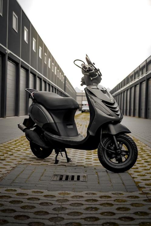 Zip 70cc Brom 2 Takt, Fietsen en Brommers, Scooters | Piaggio, Zo goed als nieuw, Zip, Benzine, Ophalen of Verzenden