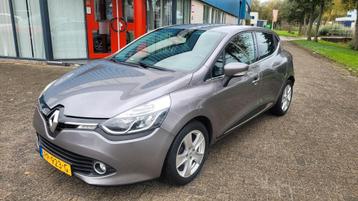 Renault Clio Energy TCe 90pk Eco2 S&S 2016 Grijs nw apk/navi beschikbaar voor biedingen