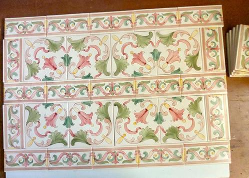 Met de HAND BESCHILDERDE PORTUGESE TEGELS, Antiek en Kunst, Antiek | Keramiek en Aardewerk, Ophalen of Verzenden