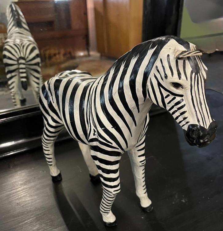 Vintage zebra leder, leer en papier mache, Huis en Inrichting, Woonaccessoires | Overige, Gebruikt, Ophalen of Verzenden