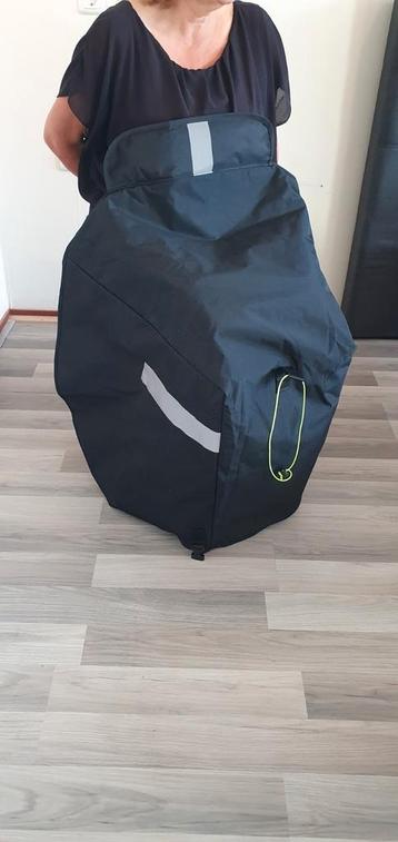 Scooter of Scootmobiel personen beschermhoes beschikbaar voor biedingen