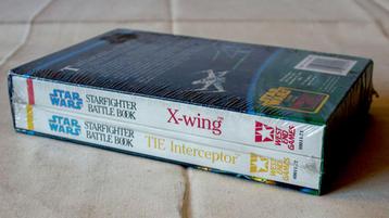 Two Star Wars Battle Books + Lightsaber Dueling Pack 1988-89 beschikbaar voor biedingen