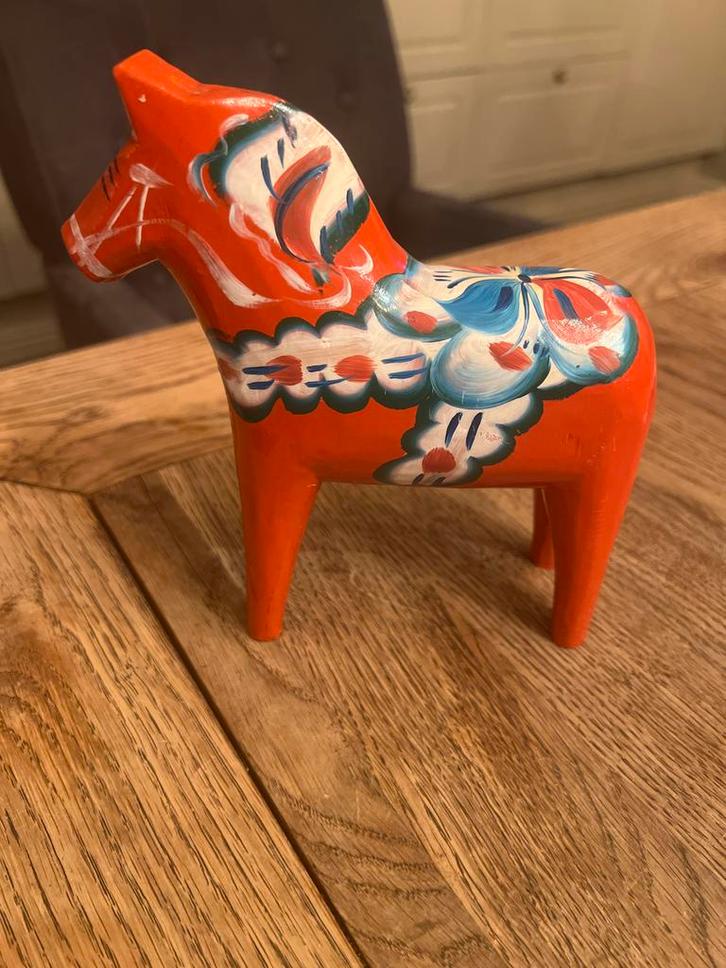 Oranje Dalahäst paard uit Zweden, Antiek en Kunst, Kunst | Designobjecten, Ophalen of Verzenden