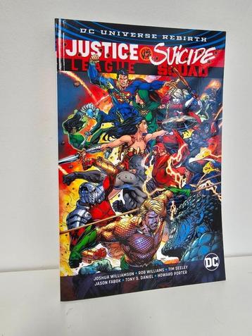 DC Justice League vs suicide squad! beschikbaar voor biedingen
