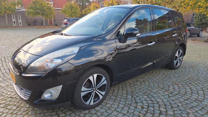 Renault Grand Scenic 2.0 16V 103KW CVT 7P 2012 Zwart, Auto's, Renault, Particulier, Grand Scenic, Benzine, D, MPV, Automaat, Origineel Nederlands
