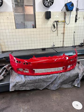 Voorbumper golf v nieuw tornado rood LY3D beschikbaar voor biedingen