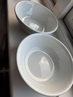 2 x Witte Schaal P Regout Maastricht, Porselein of Keramiek, Schaal, Rond, Ophalen of Verzenden