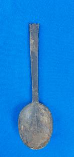 17e EEUWSE TINNEN LEPEL type PIED de BICHE, Antiek en Kunst, Antiek | Tin, Ophalen of Verzenden