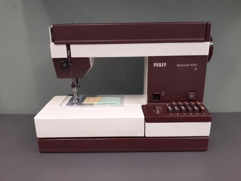 Pfaff tiptronic 1067 naaimachine, Hobby en Vrije tijd, Naaimachines en Toebehoren, Gebruikt, Naaimachine, Pfaff, Ophalen of Verzenden