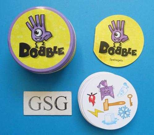 Dobble nr. DOBB01NL-02, Hobby en Vrije tijd, Gezelschapsspellen | Kaartspellen, Zo goed als nieuw, Ophalen