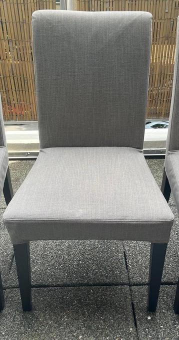 4 Henriksdal Eetkamerstoelen beschikbaar voor biedingen