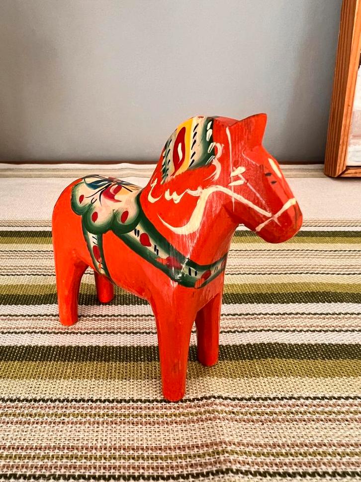 Dalapaardje rood 10 cm, Antiek en Kunst, Kunst | Designobjecten, Ophalen of Verzenden