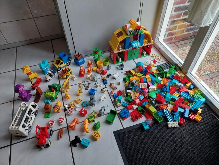 Grote LEGO Duplo Set - stal/ Dieren poppetjes, Kinderen en Baby's, Speelgoed | Duplo en Lego, Gebruikt, Duplo, Complete set, Ophalen of Verzenden
