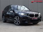 BMW X1 sDrive18i High Executive * M-PAKKET * 20 INCH * HEAD-, 15 km/l, Gebruikt, Leder en Stof, Zwart