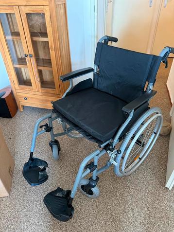 MultiMotion Lichtgewicht Rolstoel M5 (13,9 kg) beschikbaar voor biedingen