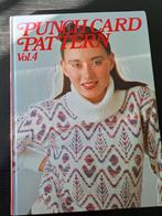 Punchcard patterns, Ophalen of Verzenden, Zo goed als nieuw, Haken, Patroon of Boek