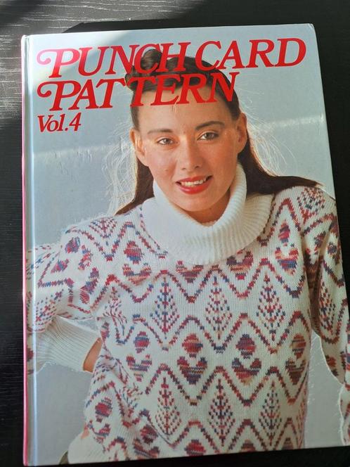 Punchcard patterns, Hobby en Vrije tijd, Breien en Haken, Zo goed als nieuw, Haken, Patroon of Boek, Ophalen of Verzenden
