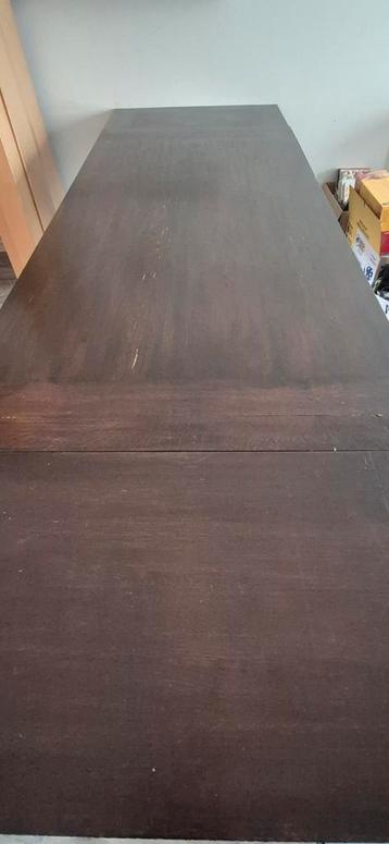 Houten Eettafel - Gebruikt beschikbaar voor biedingen