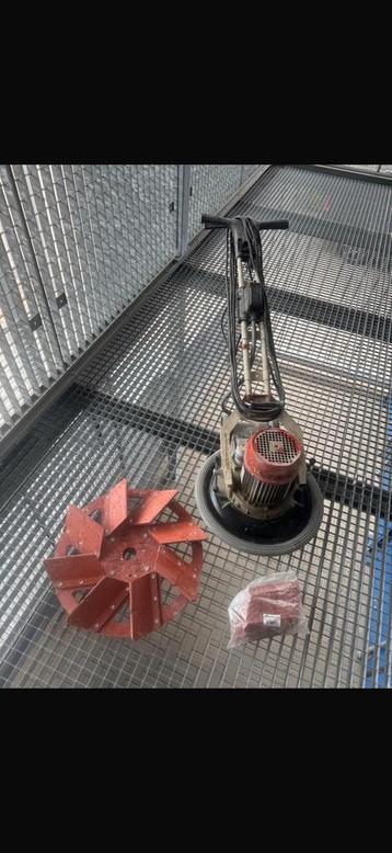 Raimondi Voegmachine met toe behoorende set beschikbaar voor biedingen