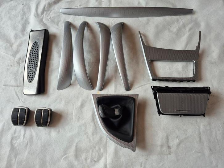 BMW 1 SERIE E87 ORIGINELE ALUMINIUM LIJSTEN COMPLEET, Auto-onderdelen, Interieur en Bekleding, BMW, Gebruikt, Ophalen of Verzenden