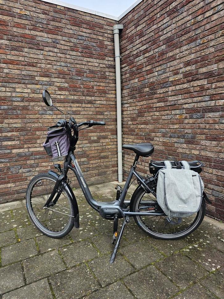 Gazelle dames e-bike met lage instap., Fietsen en Brommers, Fietsen | Vouwfietsen, Gebruikt, Dames, Gazelle, 16 tot 18 inch, Versnellingen