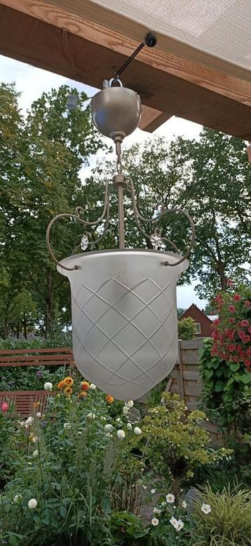 Hanglampen matglas beschikbaar voor biedingen
