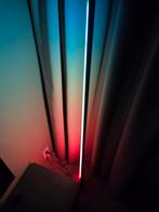 Philips Hue Vloerlamp - Sfeervolle Verlichting, Huis en Inrichting, Lampen | Vloerlampen, Ophalen of Verzenden, Zo goed als nieuw