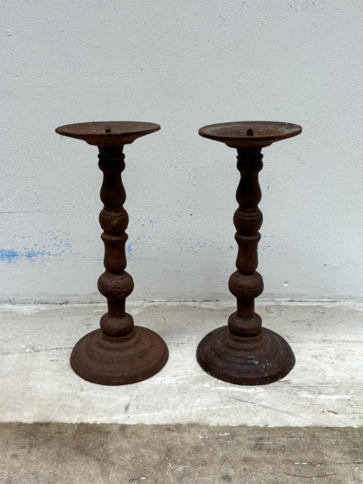 Set rustieke metalen kandelaars – brocante stijl, Antiek en Kunst, Curiosa en Brocante, Ophalen of Verzenden