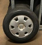 Opel Mokka winterbanden Vredestein 215/65/R15., Auto-onderdelen, Banden en Velgen, Ophalen, 16 inch, Banden en Velgen, Winterbanden