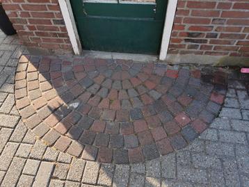 Bestrating cirkel getrommeld  beschikbaar voor biedingen