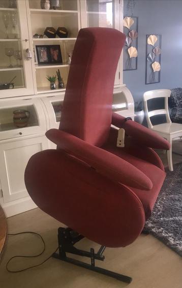 Tot Vrijdag ophalen sta op fauteuil Doge  met adapter zgan beschikbaar voor biedingen