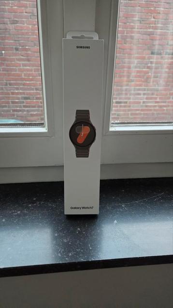 Nieuwe Galaxy Watch 7 - Ongeopend! beschikbaar voor biedingen