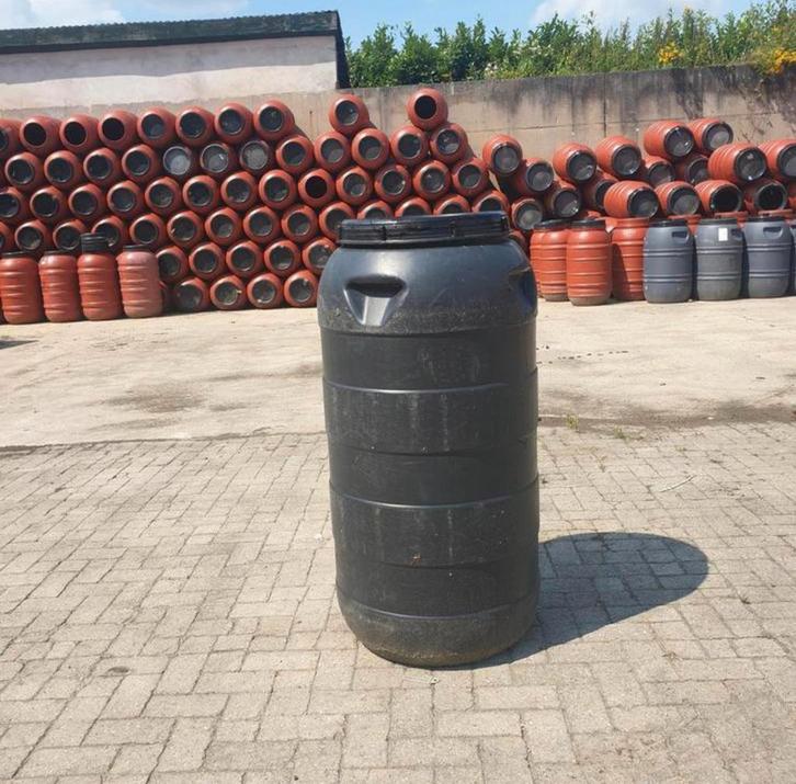 Regen tonnen, voer tonnen, verzend tonnen, Tuin en Terras, Regentonnen, Zo goed als nieuw, 150 liter of meer, Ophalen