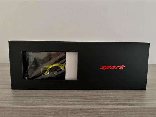 Audi R8 LMS GT3 24u Spa 2022 Team WRT Valentino Rossi 1:18, Hobby en Vrije tijd, Modelauto's | 1:18, Nieuw, Auto, Overige merken