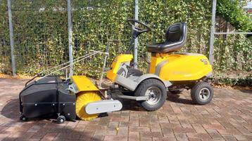 Stiga Villa 14 HST  Met veegmachine  beschikbaar voor biedingen
