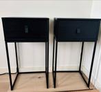 Zwarte houten nachtkastjes met lade (2x), Huis en Inrichting, Slaapkamer | Nachtkastjes, Ophalen, Minder dan 45 cm, Zo goed als nieuw