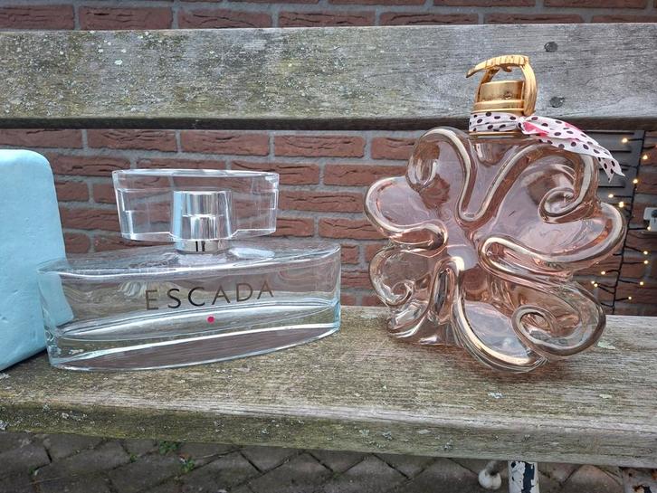 2 x XL parfumflessen reclame item, Verzamelen, Parfumverzamelingen, Gebruikt, Overige typen, Ophalen of Verzenden