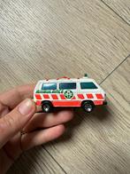 Matchbox ambulance, Hobby en Vrije tijd, Modelauto's | 1:43, Ophalen of Verzenden, Gebruikt, Auto, Matchbox