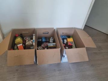 Diverse auto onderdelen tekoop zie adv en fotos beschikbaar voor biedingen