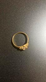 9 karaat ring met zirkonia bloem, Sieraden, Tassen en Uiterlijk, Ringen, Nieuw, Goud, 17 tot 18, Dame