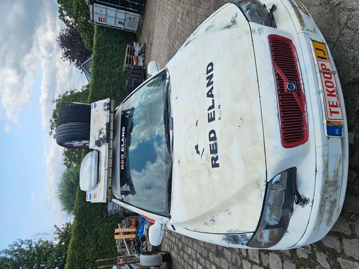 Volvo V70 2.4 D5 AUT 2002 Beige run auto, Auto's, Volvo, Particulier, V70, Diesel, F, Stationwagon, Automaat, Origineel Nederlands