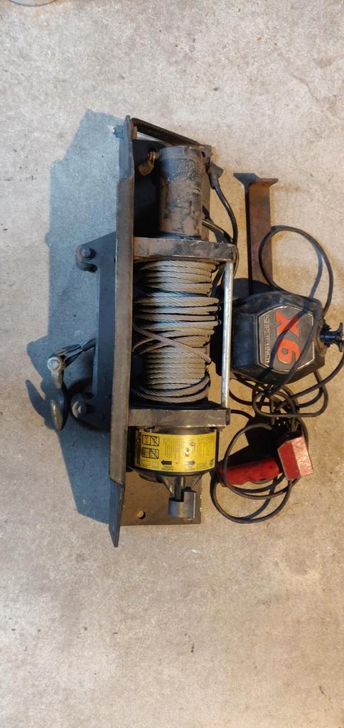 Lier 24v takel 4x4 Offroad terreinwagen boot lier, Doe-het-zelf en Verbouw, Lieren en Takels, Gebruikt, Elektrisch, Ophalen