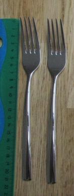 2 villeroy & Boch 18/10 eetvorken vorken tafelvorken 20,9cm, Rvs of Chroom, Gebruikt, Ophalen of Verzenden, Los bestek