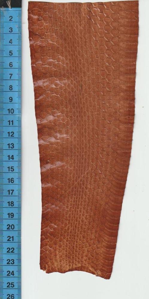 heel dun leer , slangenleer .ideaal voor hobby 1-12, Verzamelen, Poppenhuizen en Toebehoren, Zo goed als nieuw, Poppenhuis, Verzenden