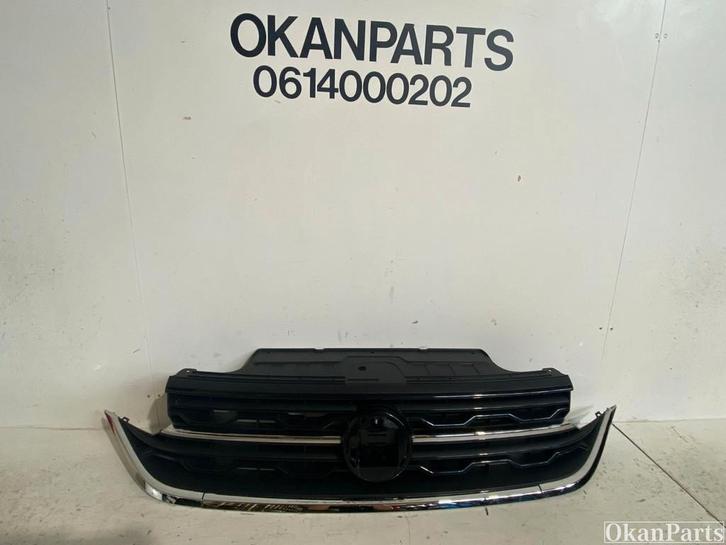Volkswagen T-Cross Grille 2GM853653, Auto-onderdelen, Carrosserie en Plaatwerk, Bumper, Voor, Gebruikt, Ophalen of Verzenden