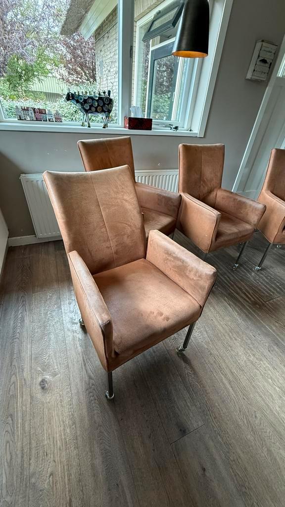 Eetkamerstoel met wieltjes & verstelbare rugleuning, Antiek en Kunst, Antiek | Meubels | Stoelen en Banken, Ophalen of Verzenden