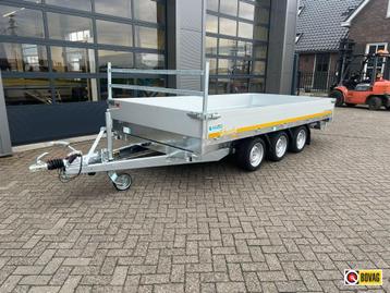 Complete Eduard kipper met oprijplaten beschikbaar voor biedingen