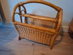 Vintage retro rotan rieten krantenmand lectuurmand, Huis en Inrichting, Woonaccessoires | Krantenbakken en Lectuurbakken, Ophalen of Verzenden