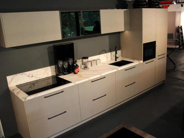 dM11 Luxe Beckermann keuken met Siemens glassdraftAir, Huis en Inrichting, Keuken | Complete keukens, Nieuw, Enkelwandige keuken