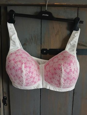 Mooie BH - Wit & Roze nieuw maat 110D sluiting aan voorzijde beschikbaar voor biedingen